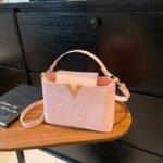 V bag