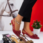 MARY HEEL